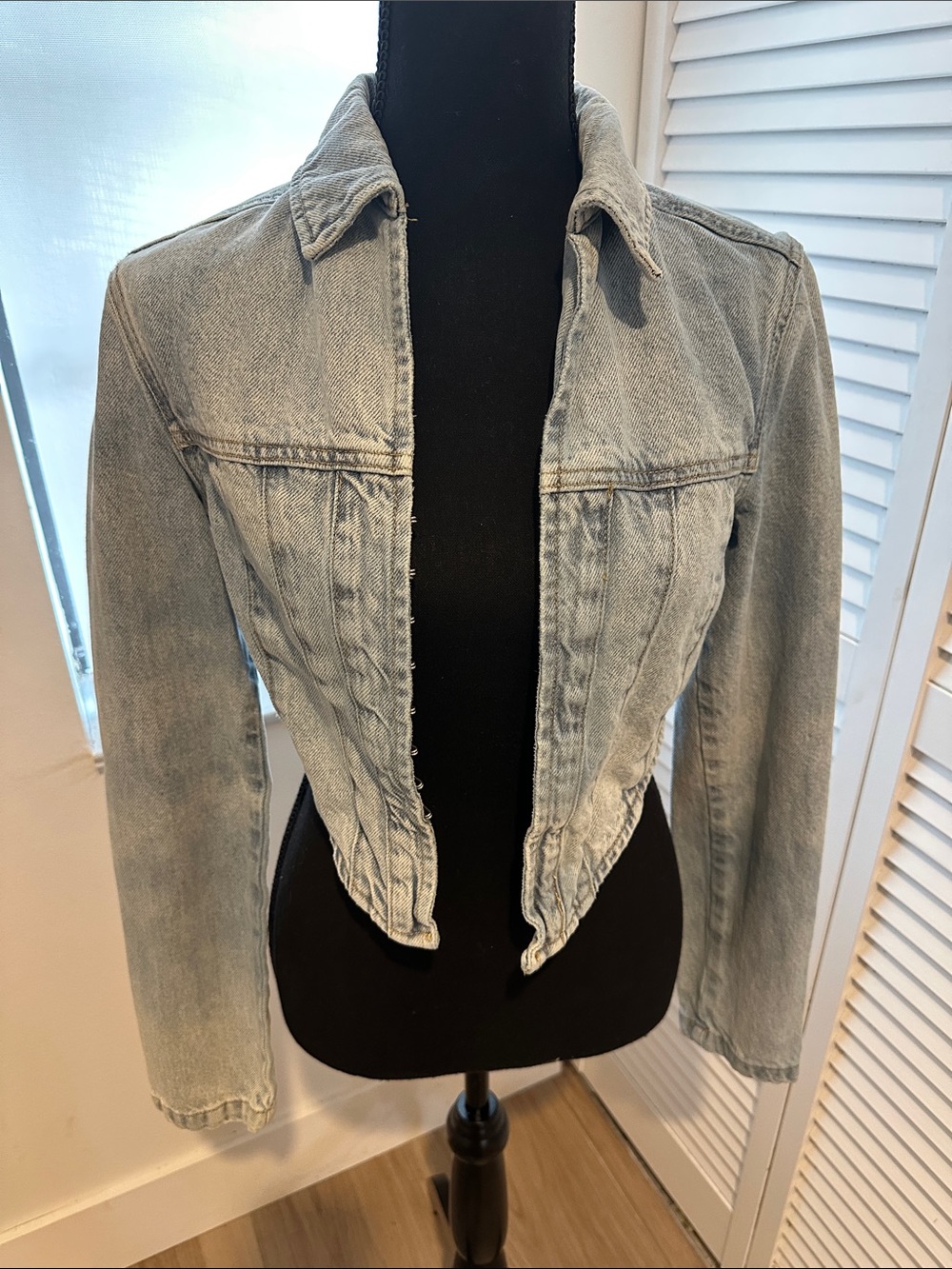 PacSun Light Gray-Blue Cropped Denim Jacket